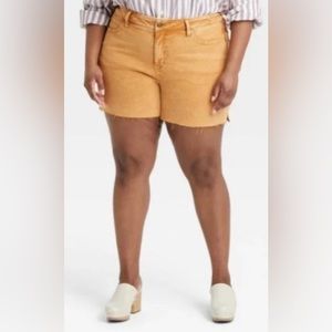 Ava & Viv Mid-Rise Jean Shorts, Rust, size 16W